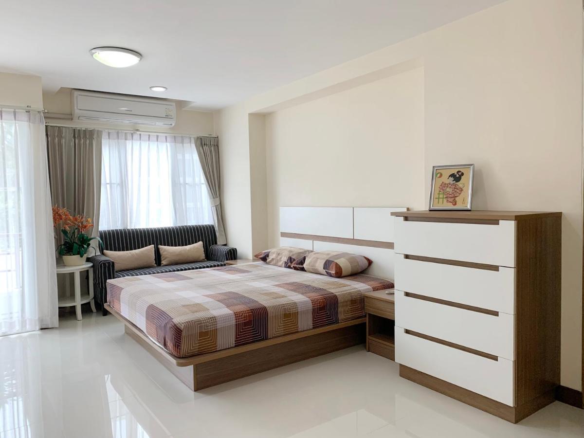 Charming Resident At Ekkamai From Studio Unit Up To 2 Bedroom Apartment Bangkok Exterior photo
