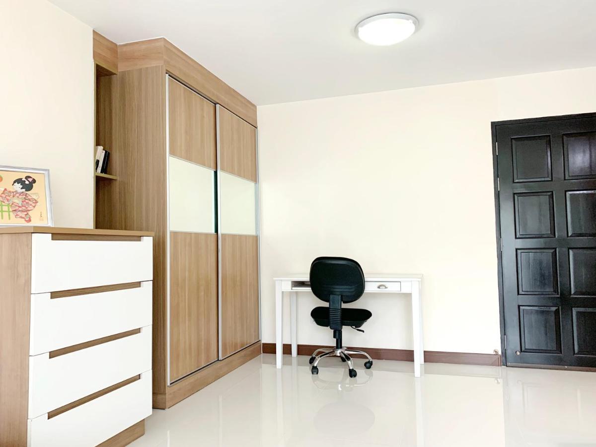 Charming Resident At Ekkamai From Studio Unit Up To 2 Bedroom Apartment Bangkok Exterior photo