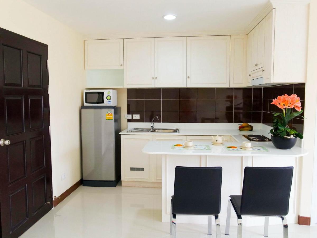 Charming Resident At Ekkamai From Studio Unit Up To 2 Bedroom Apartment Bangkok Exterior photo